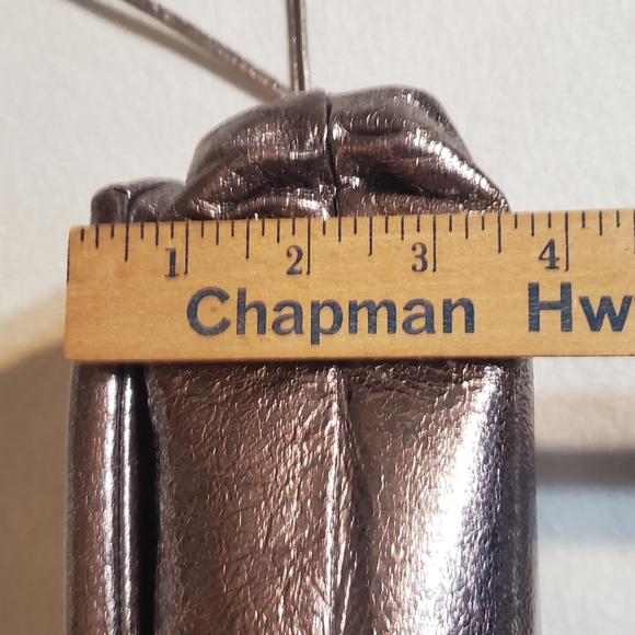 Coach Metallic Pewter/pink Small Crossbody Bag With Snap Pocket On Outside. - Picture 7 of 9